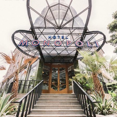 Hotel Monopoli Jakarta Extérieur photo