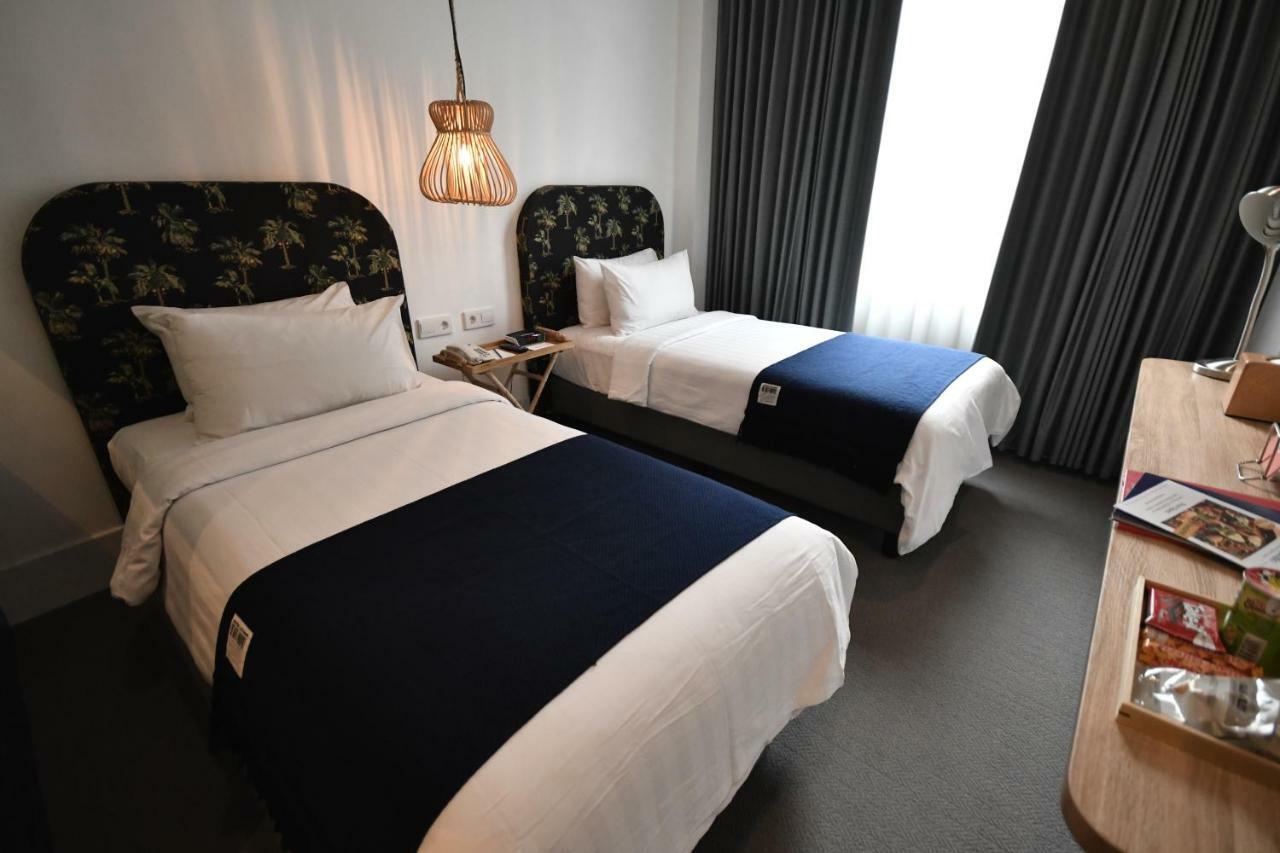 Hotel Monopoli Jakarta Extérieur photo