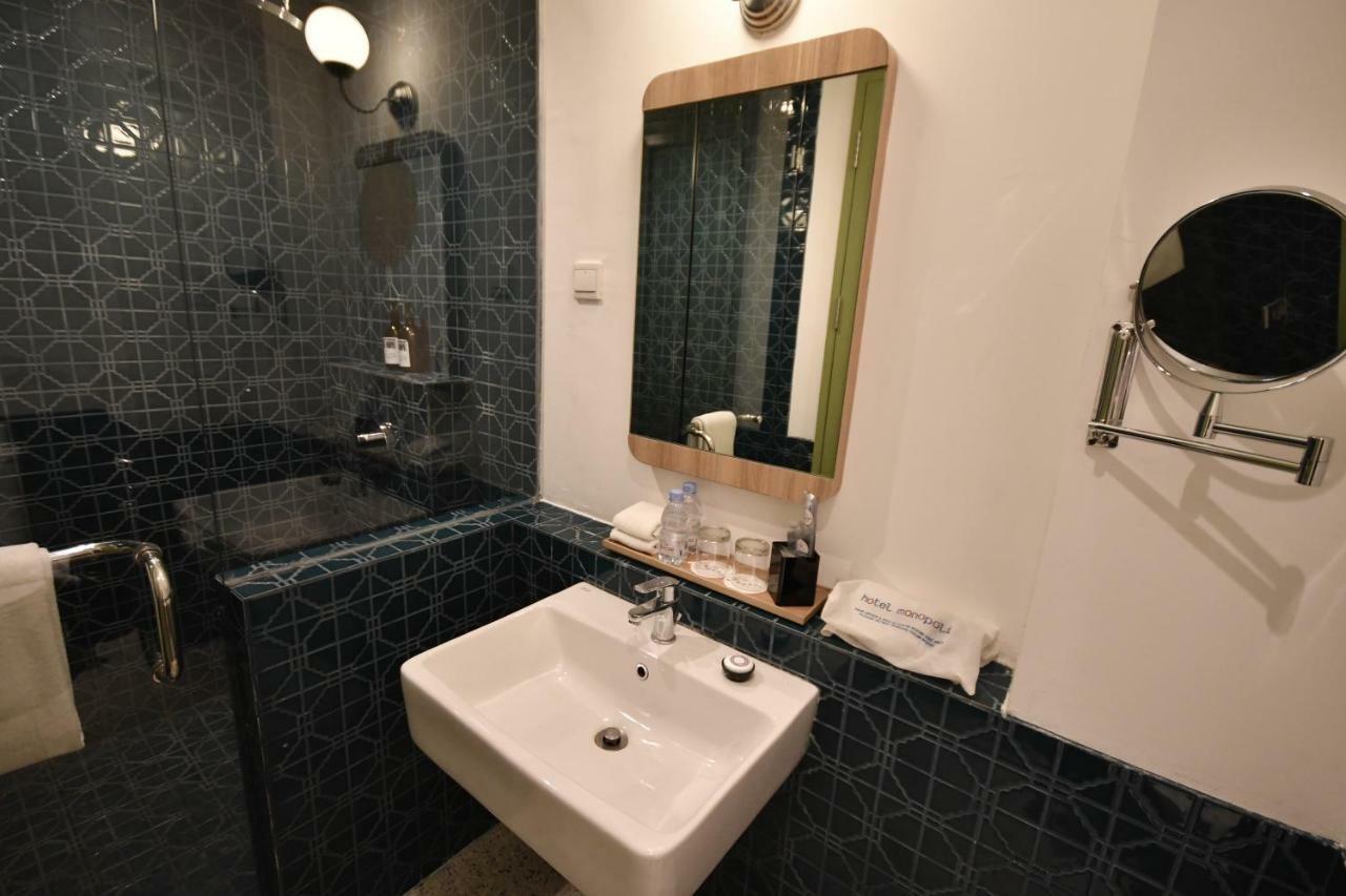 Hotel Monopoli Jakarta Extérieur photo