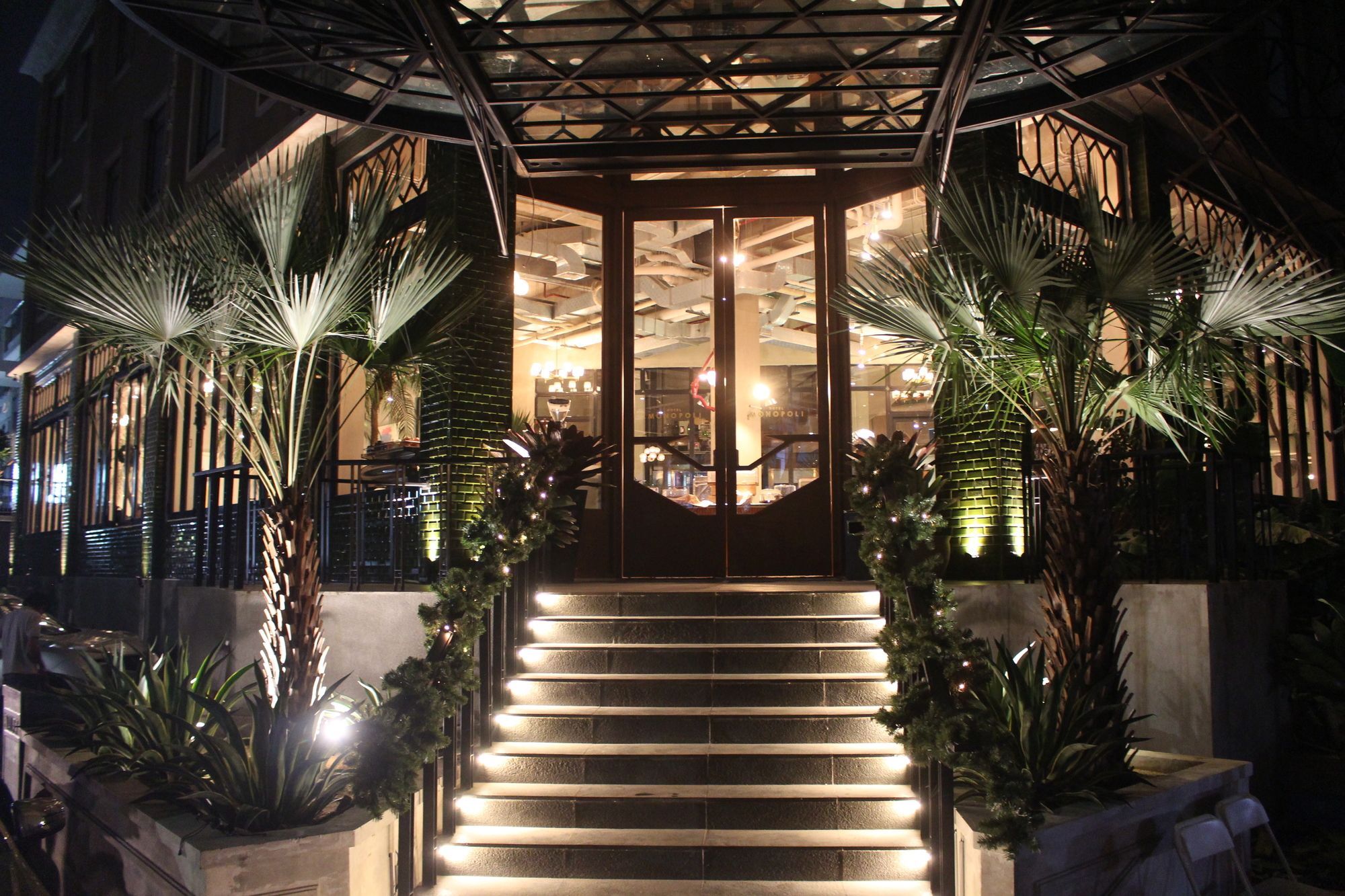 Hotel Monopoli Jakarta Extérieur photo